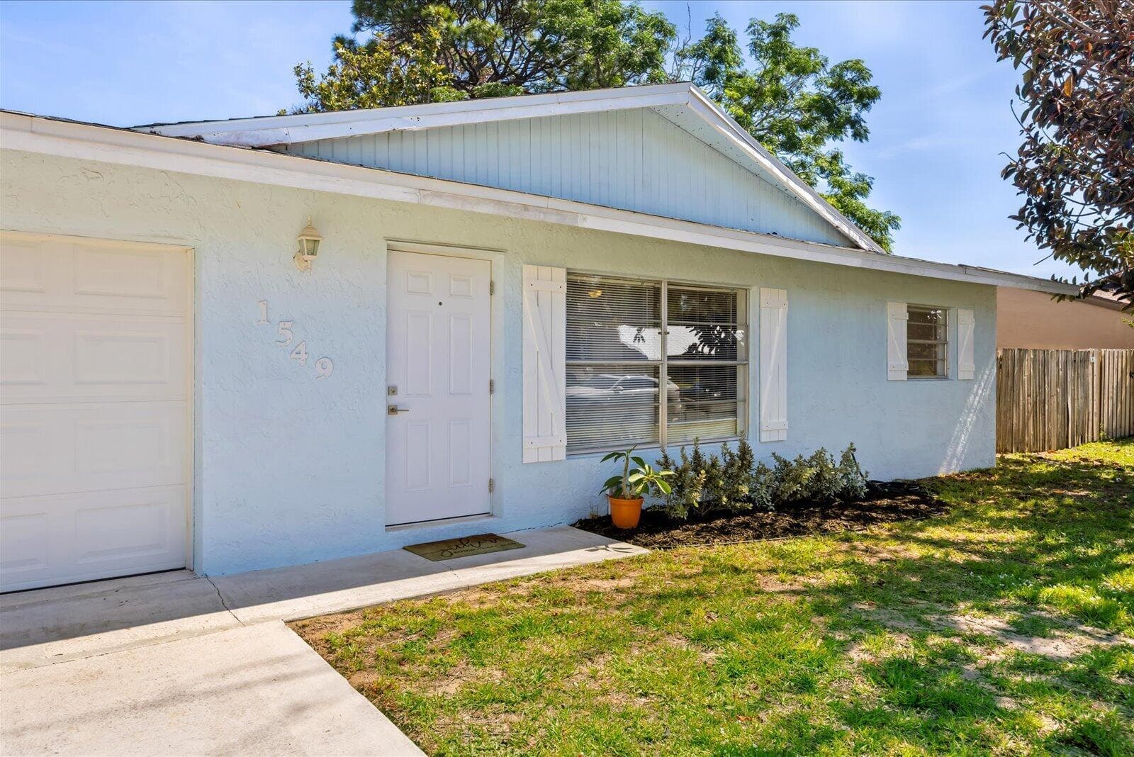 1549 SE Minorca Avenue, Port St. Lucie, FL 34952 photo 3