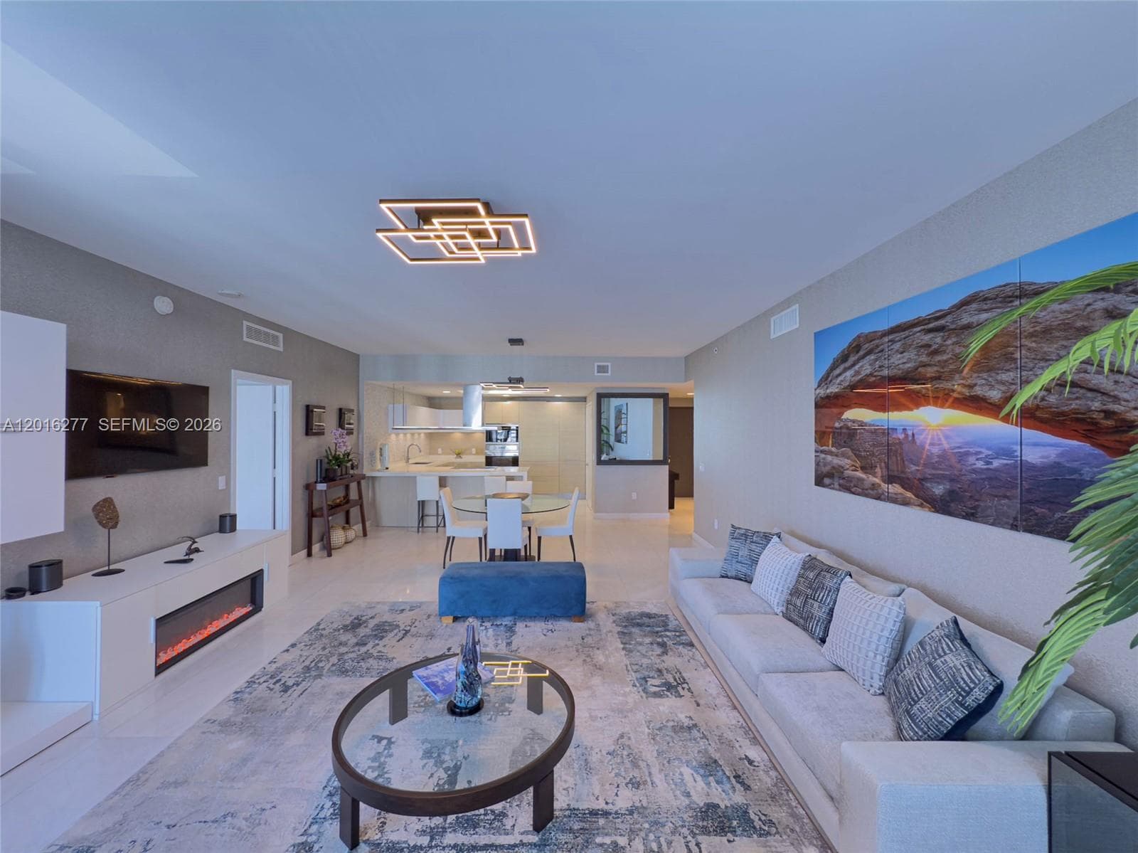 17111 Biscayne Blvd # 1705, North Miami Beach, FL 33160