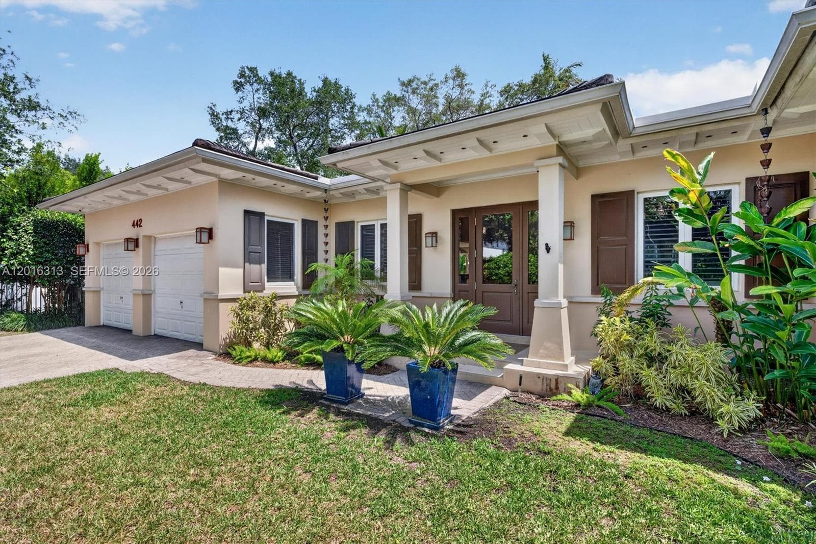 442 Amalfi Ave, Coral Gables, FL 33146 photo 2