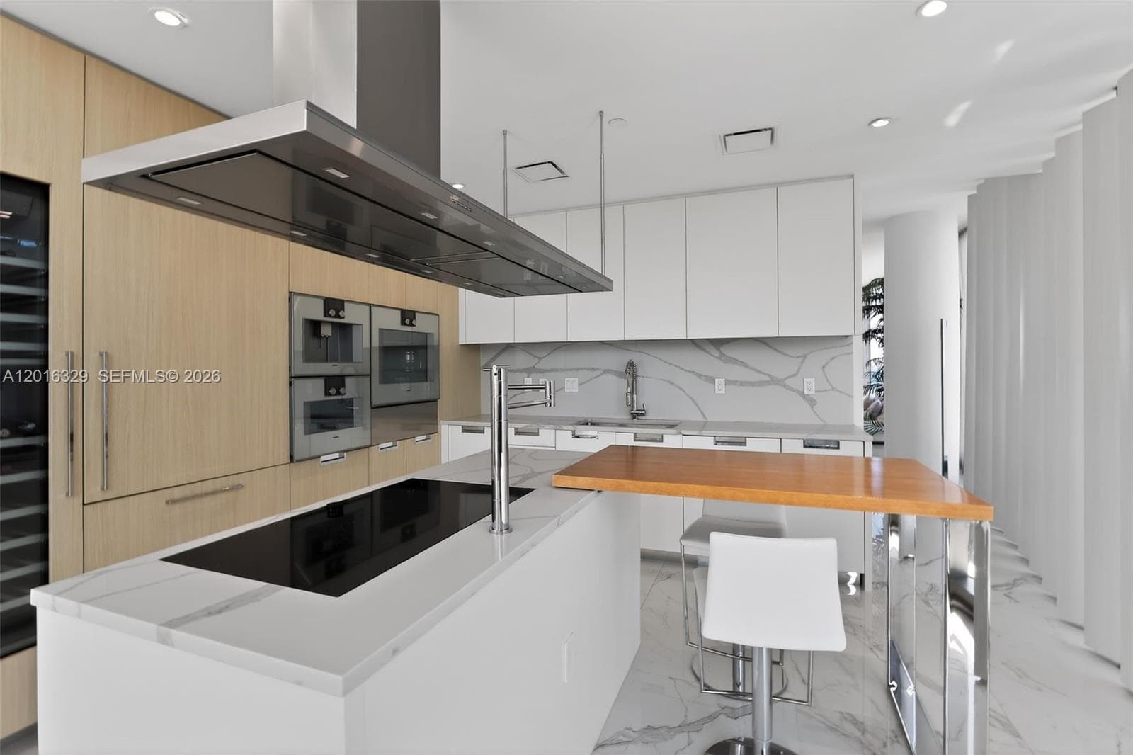 15701 Collins Ave # 805, Sunny Isles Beach, FL 33160 photo 2