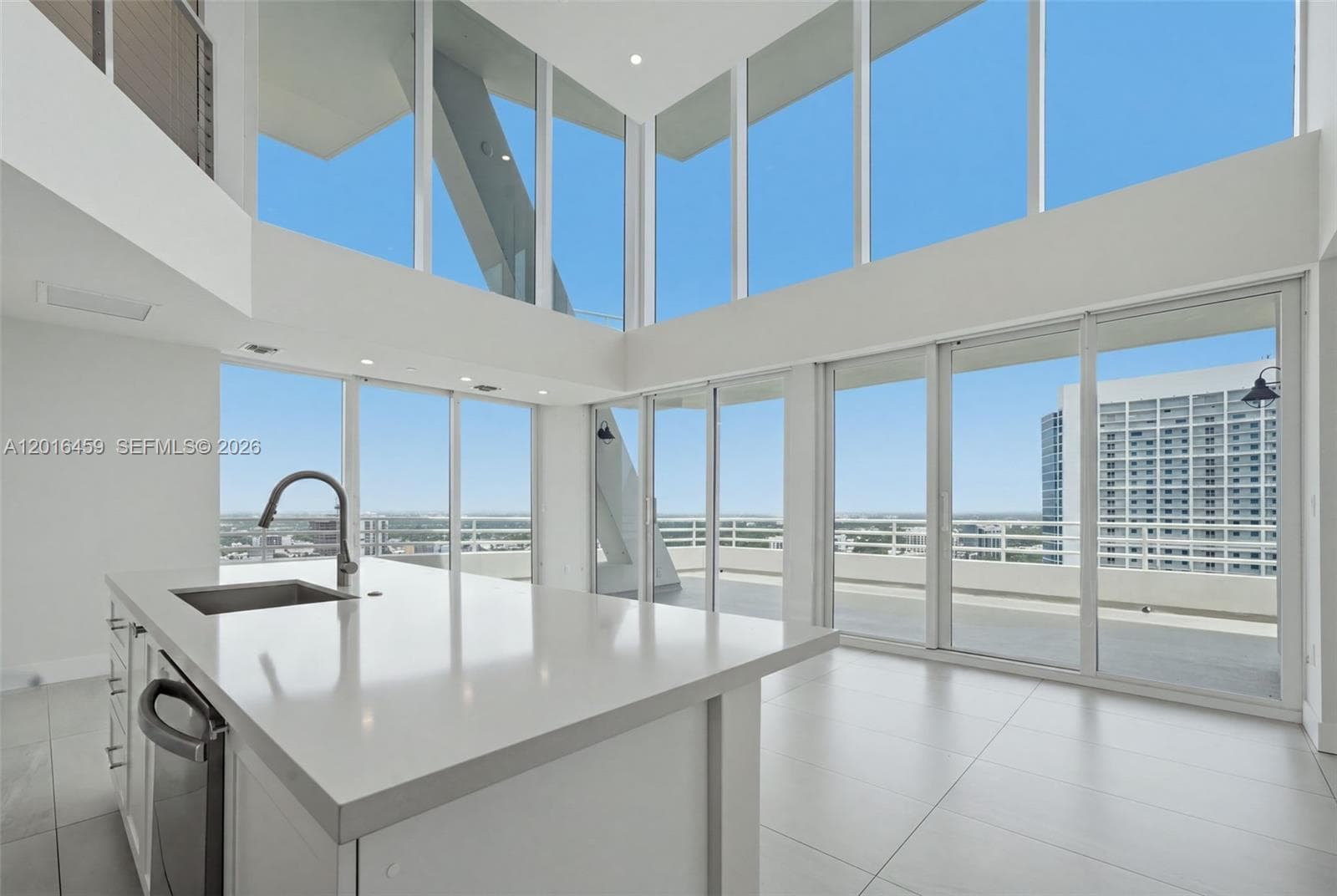 555 NE 34th St # PH4, Miami, FL 33137