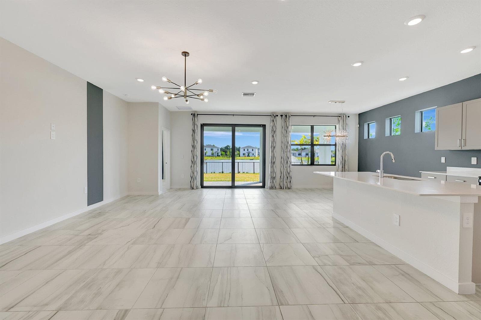 6007 SE Skyblue Circle, Stuart, FL 34997 photo 5