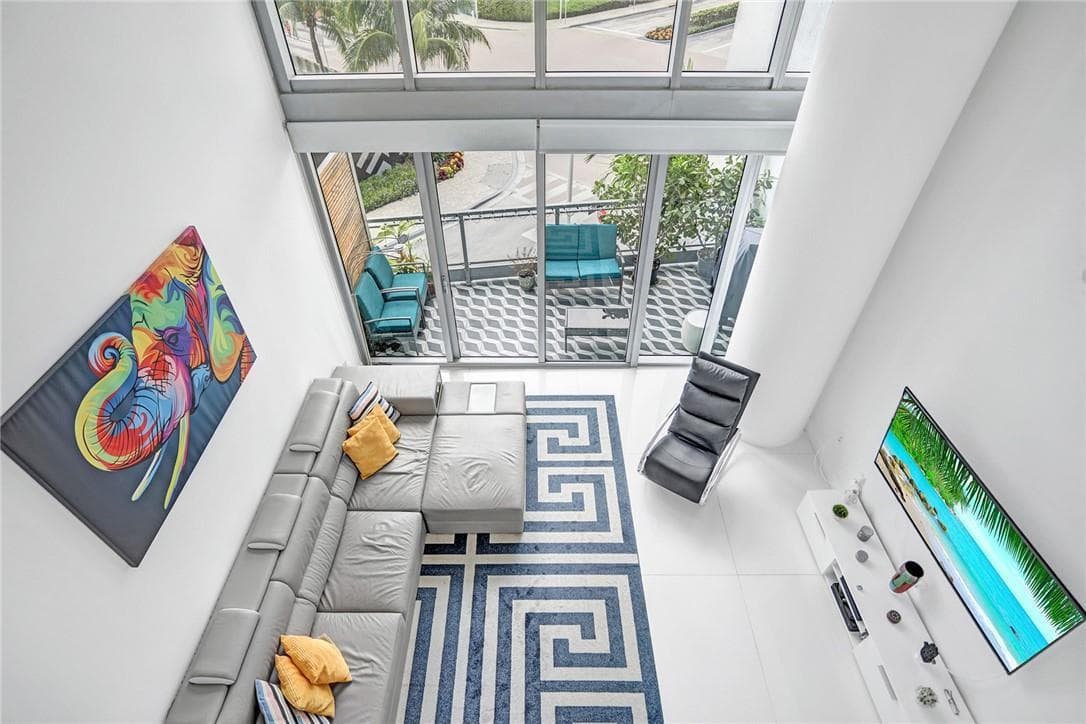 90 SW 3rd Street # Th300b, Miami, FL 33130 photo 4