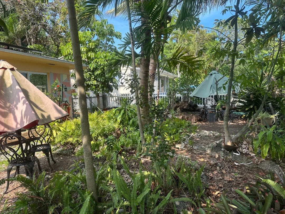 1631 NE 157th Terrace, North Miami Beach, FL 33162 photo 4