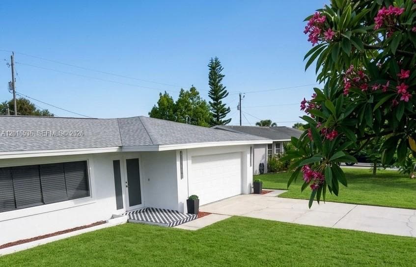 1212 SE 43rd Terrace, Cape Coral, FL 33904