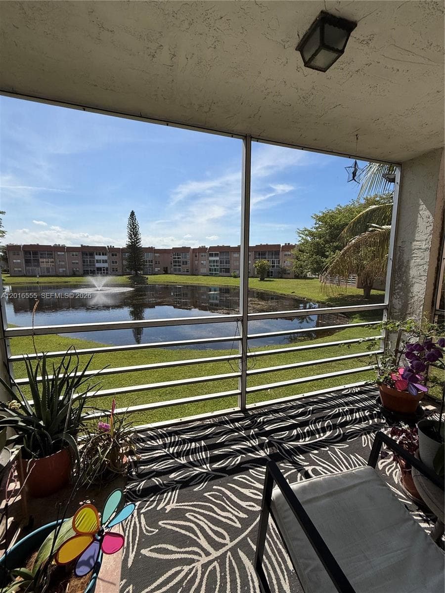 9800 Sunrise Lakes Blvd # 202, Sunrise, FL 33322 photo 4
