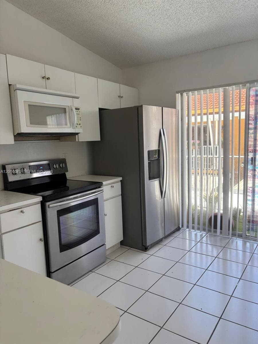 7778 W 34th Ln # 20-201, Hialeah, FL 33018 photo 2
