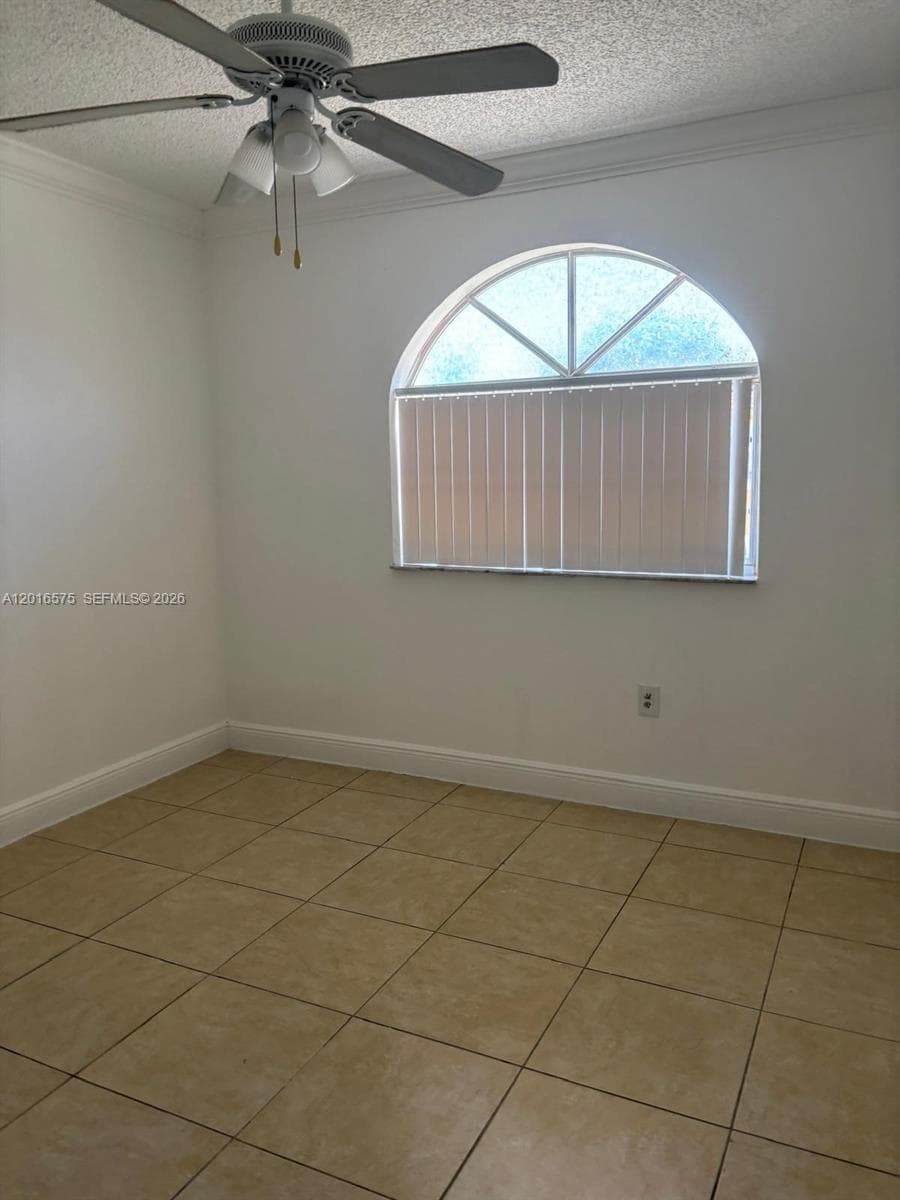 7778 W 34th Ln # 20-201, Hialeah, FL 33018 photo 5