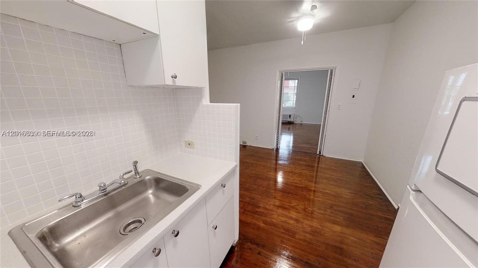 639 12 street # 3, Miami Beach, FL 33139 photo 2