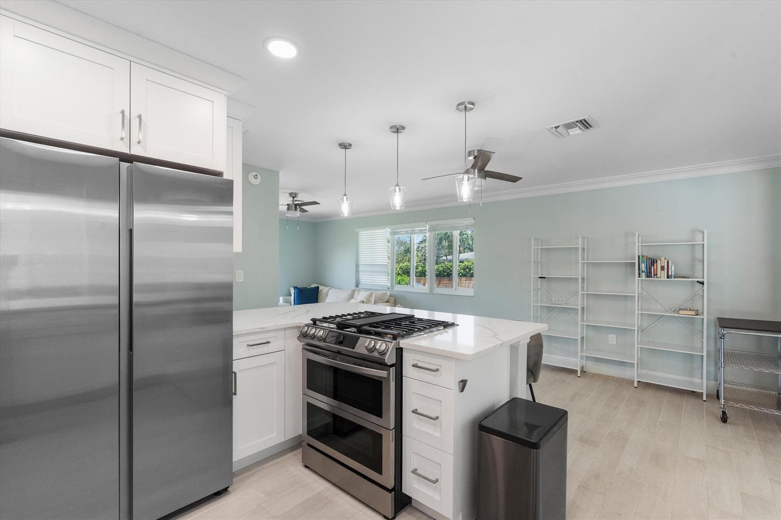 108 SE 31st Avenue, Boynton Beach, FL 33435 photo 4