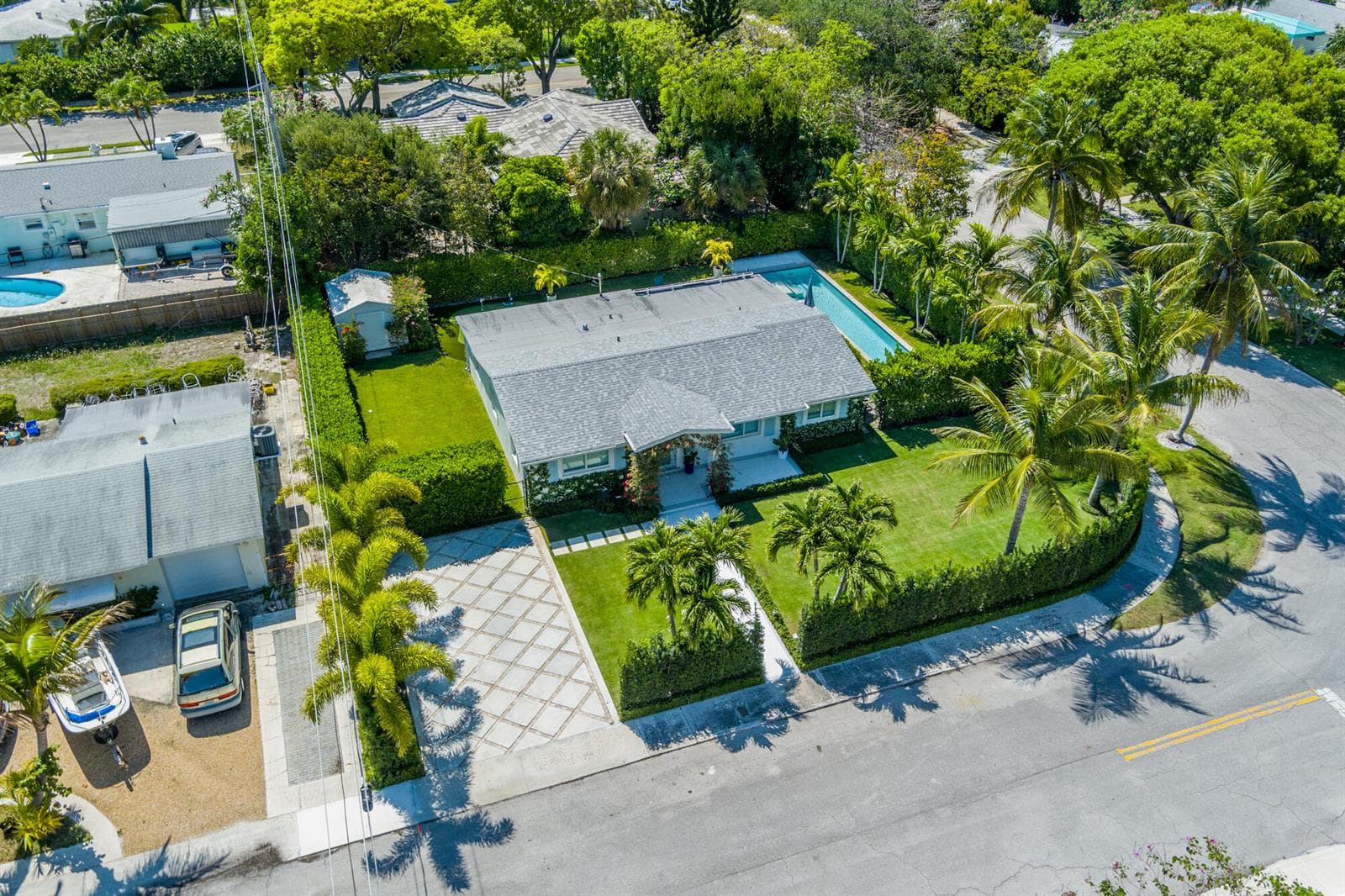 8001 Arlington Place, West Palm Beach, FL 33405 photo 3