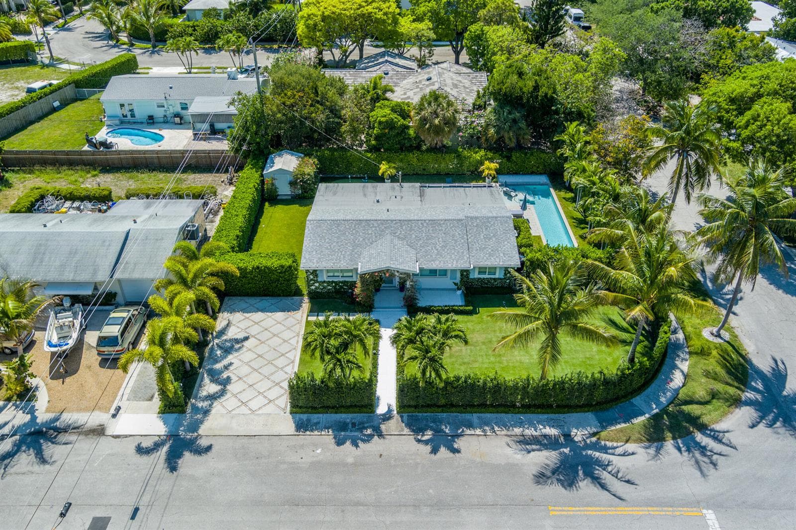 8001 Arlington Place, West Palm Beach, FL 33405 photo 5