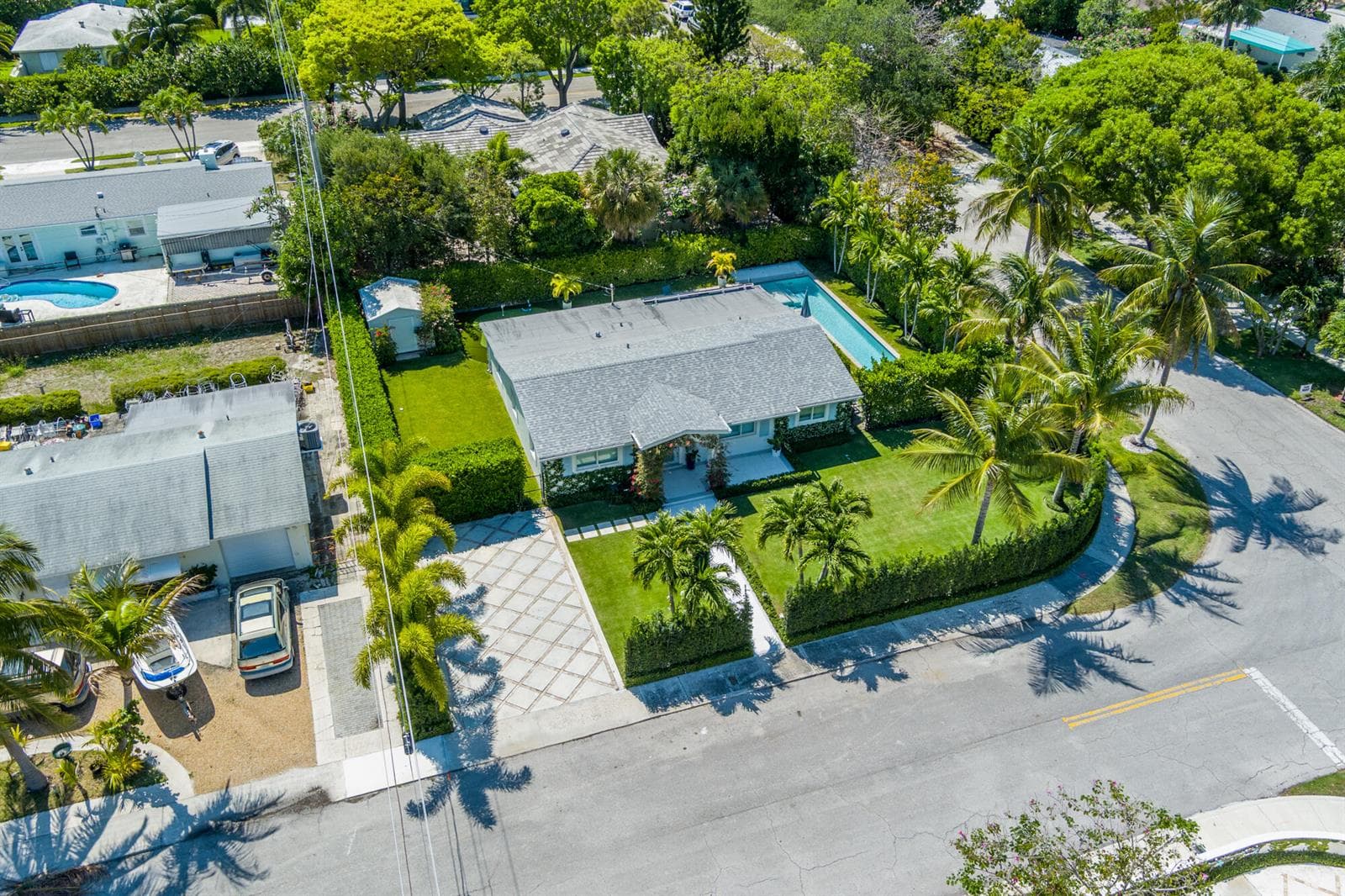 8001 Arlington Place, West Palm Beach, FL 33405 photo 4