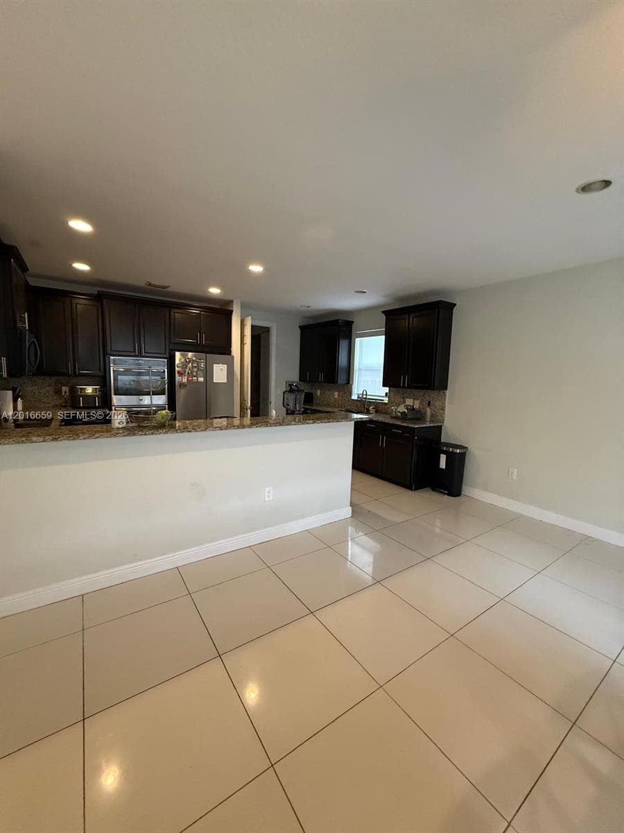 9845 NW 86th Ter, Doral, FL 33178 photo 3