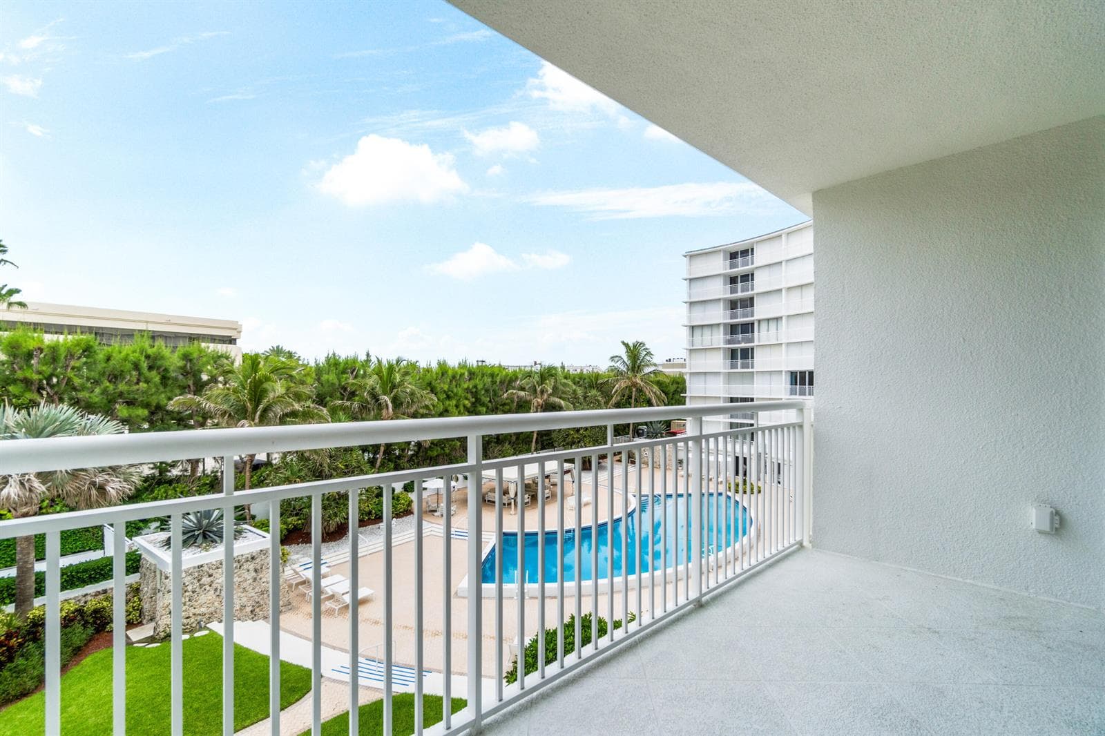 2780 S Ocean Boulevard # 306, Palm Beach, FL 33480 photo 3