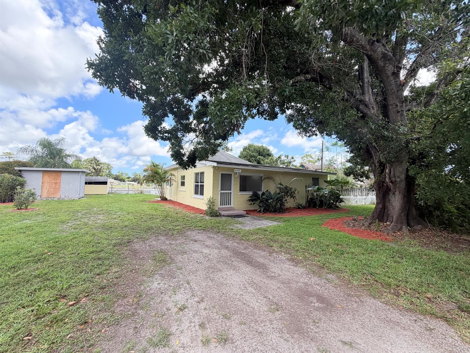 4905 Williams Road, Palm Beach Gardens, FL 33418 photo 3