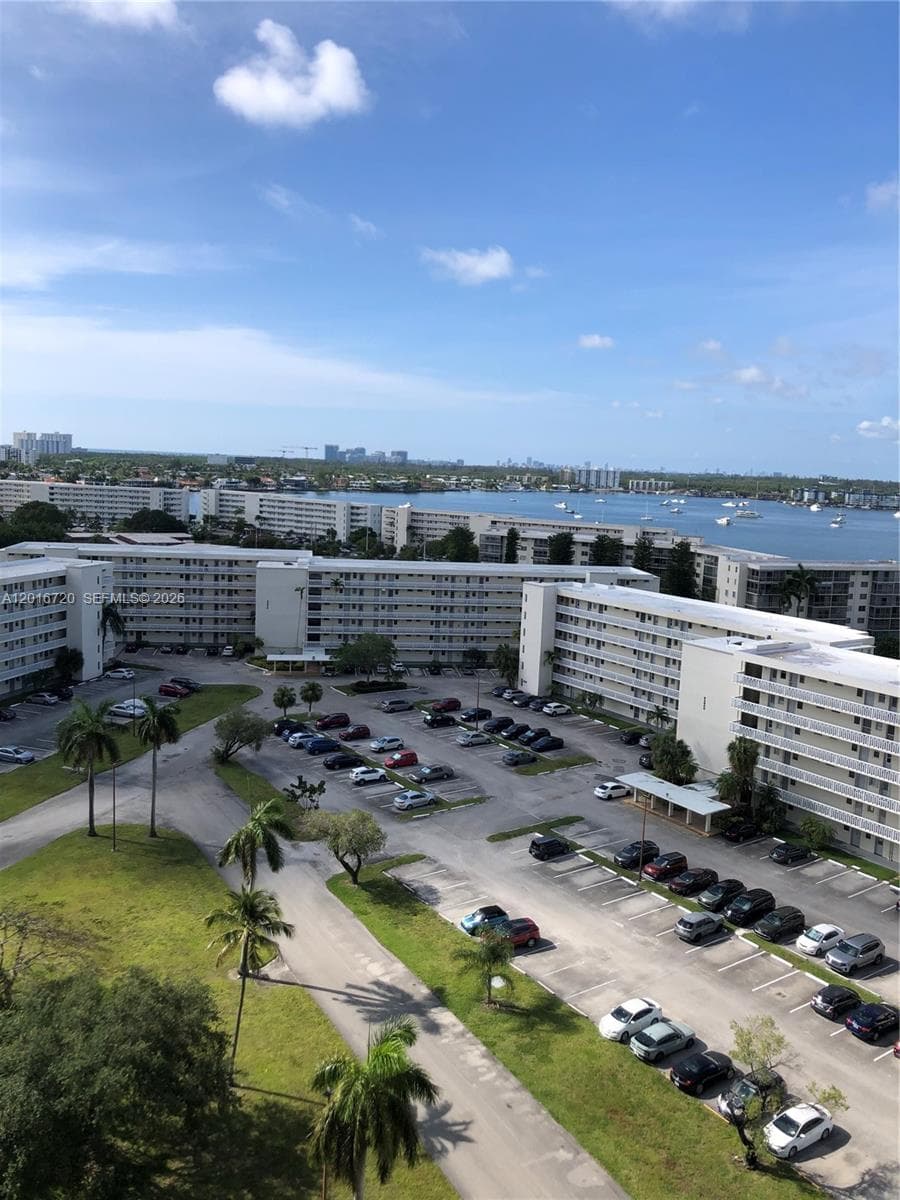 18011 Biscayne Blvd # 1405, Aventura, FL 33160 photo 3