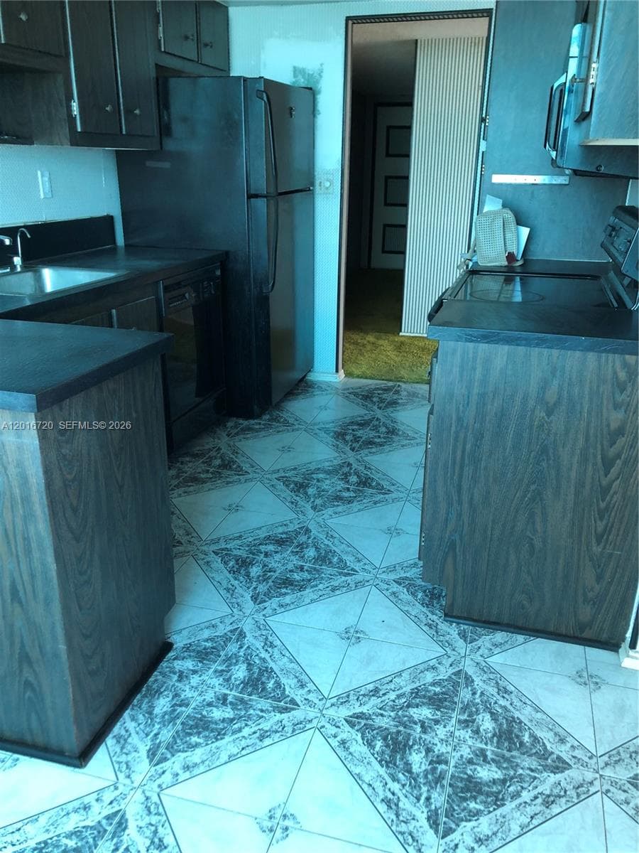 18011 Biscayne Blvd # 1405, Aventura, FL 33160 photo 5
