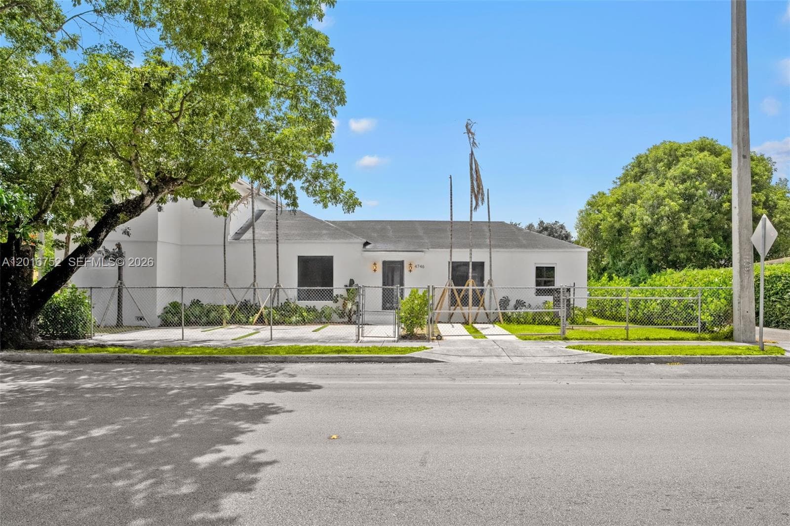 4746 NW 10th Ave, Miami, FL 33127 photo 4