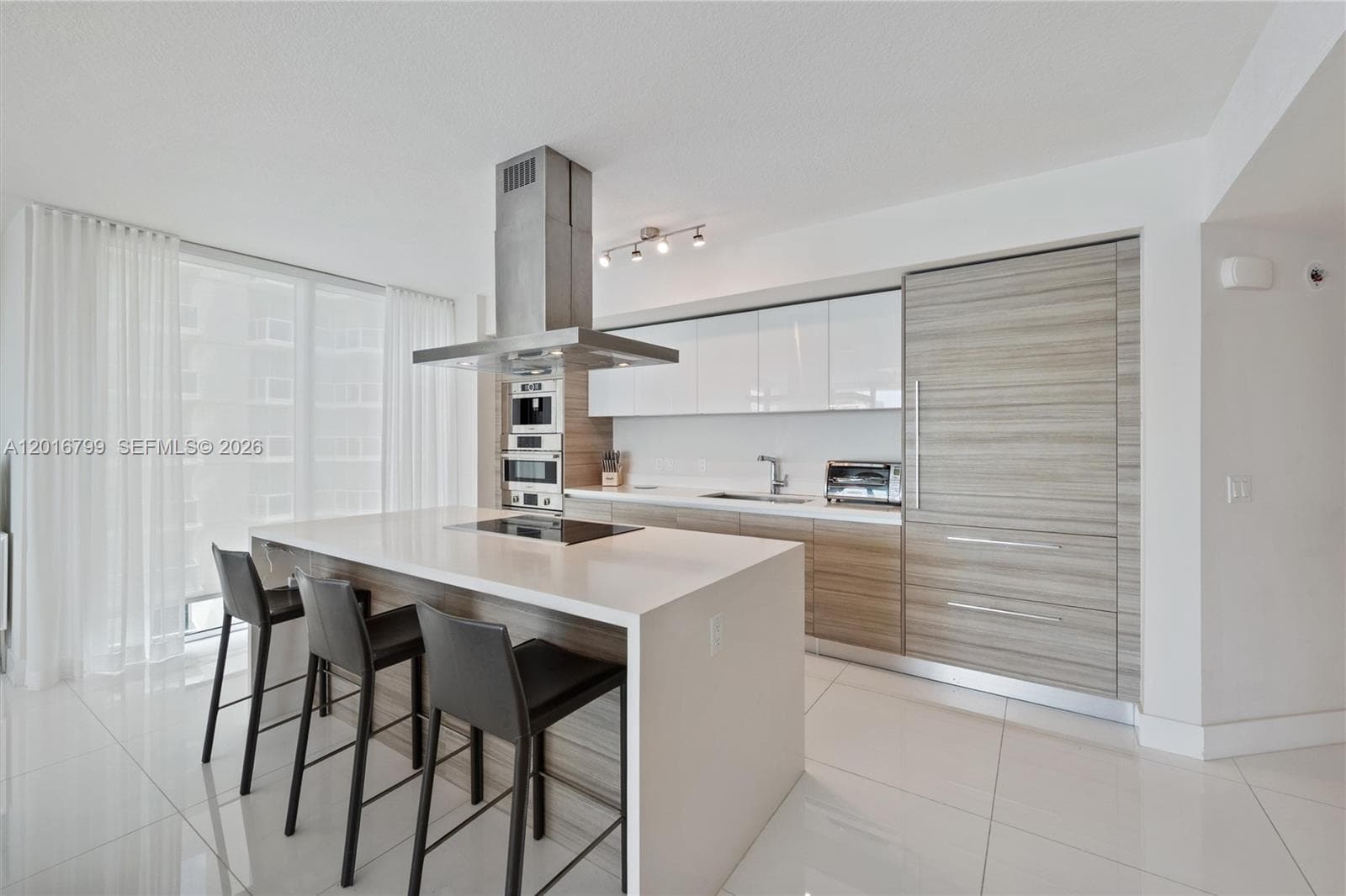 300 Sunny Isles Blvd # 4-1501, Sunny Isles Beach, FL 33160 photo 5