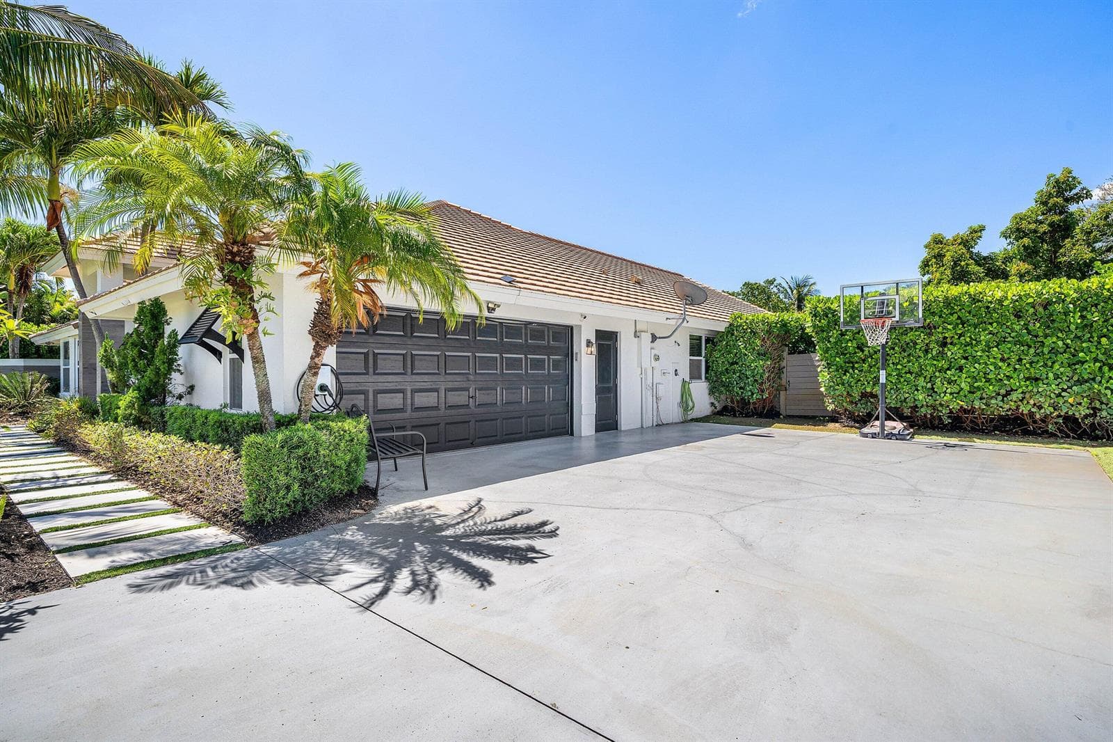 916 SW 37th Court, Boynton Beach, FL 33435 photo 4
