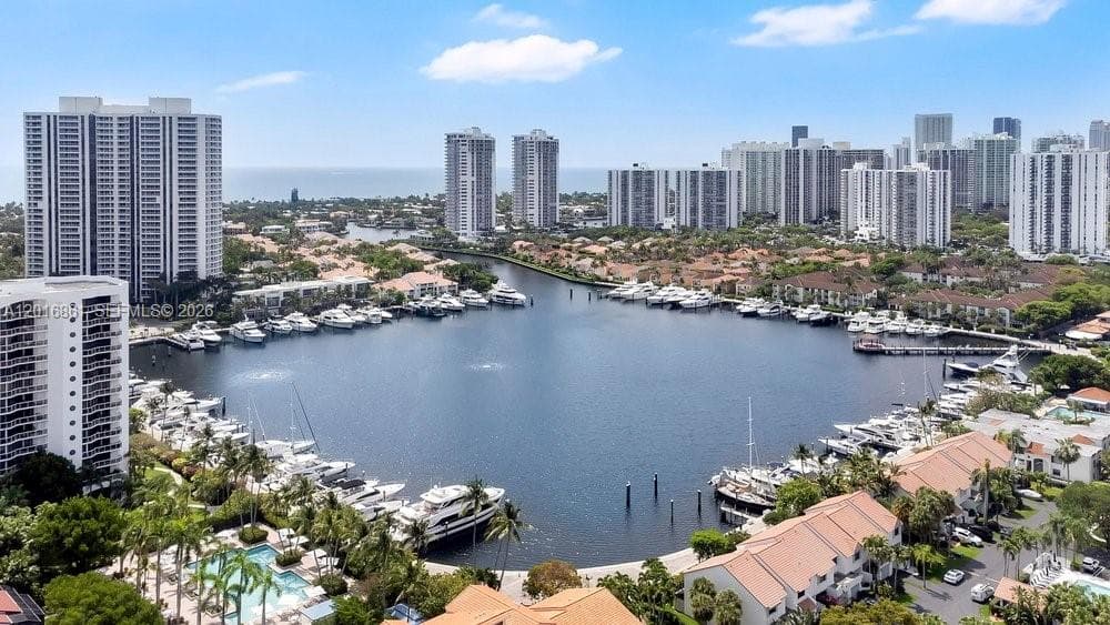3600 Yacht Club Dr # 1801, Aventura, FL 33180 photo 3