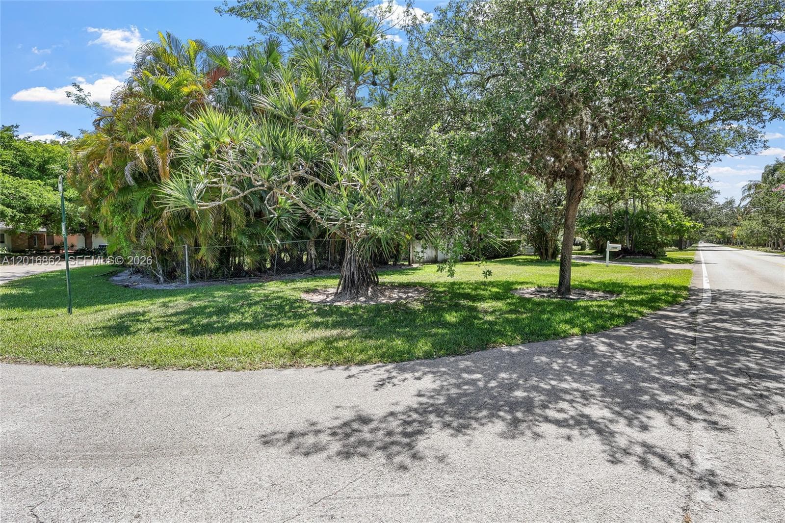 7800 SW 132nd St, Pinecrest, FL 33156 photo 3