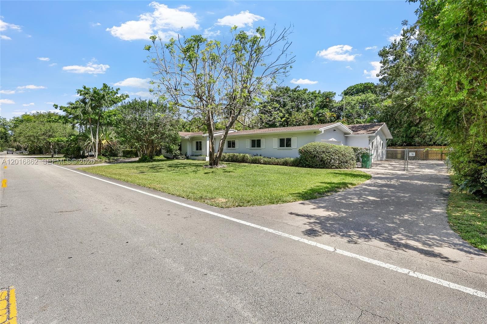 7800 SW 132nd St, Pinecrest, FL 33156 photo 4