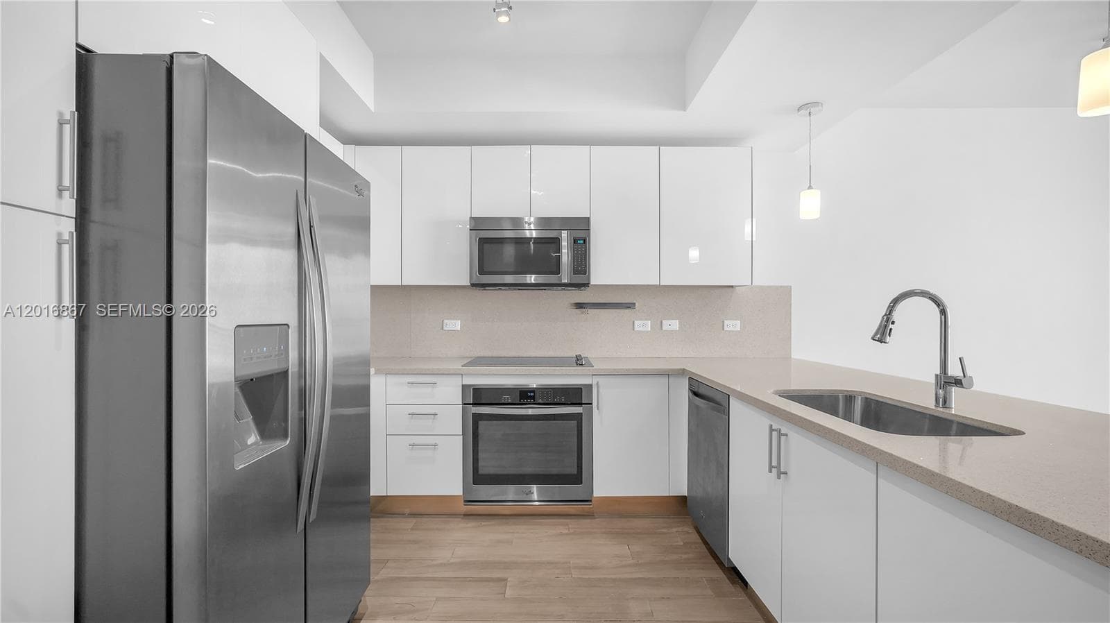 999 SW 1st Ave # 2009, Miami, FL 33130 photo 4