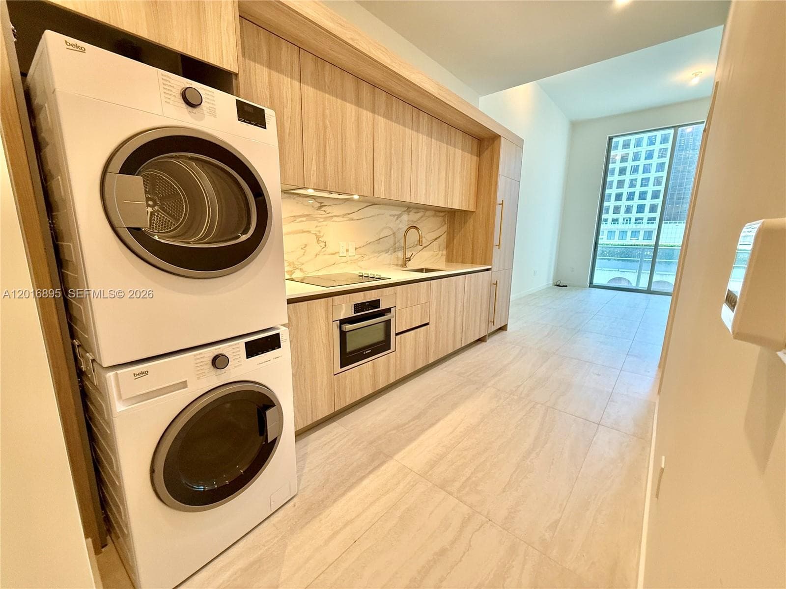 77 SE 5 st # 1213, Miami, FL 33131 photo 3