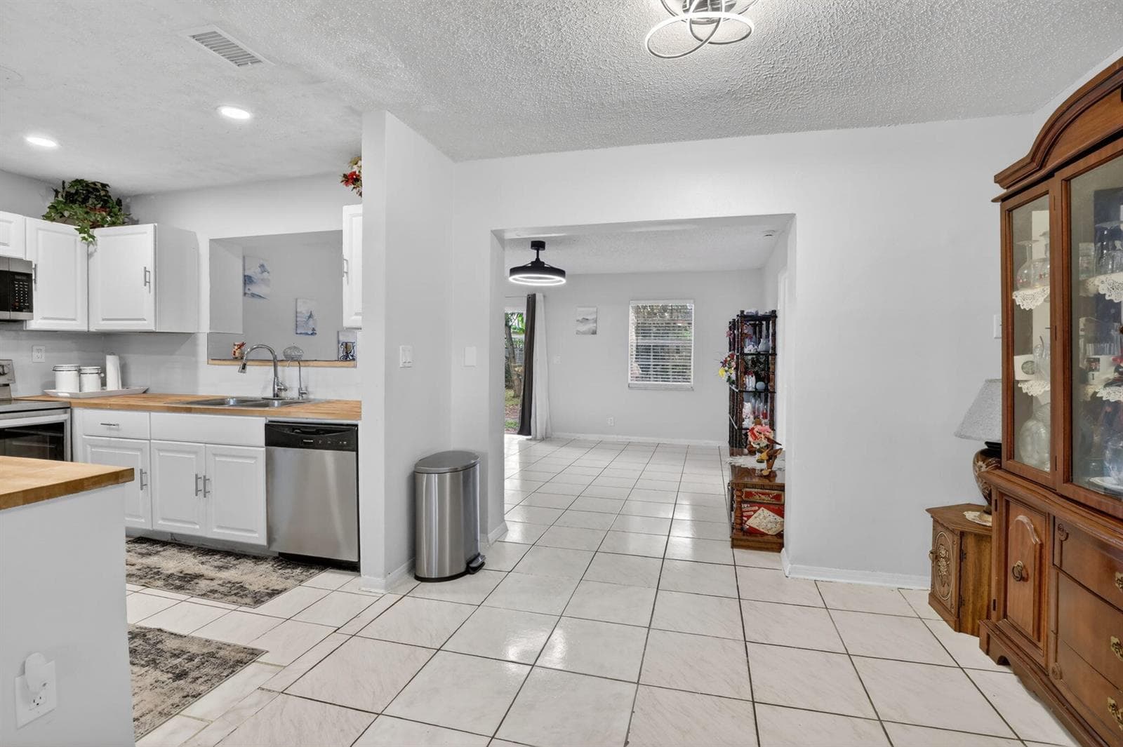 1411 NW 89th Avenue, Pembroke Pines, FL 33024 photo 5