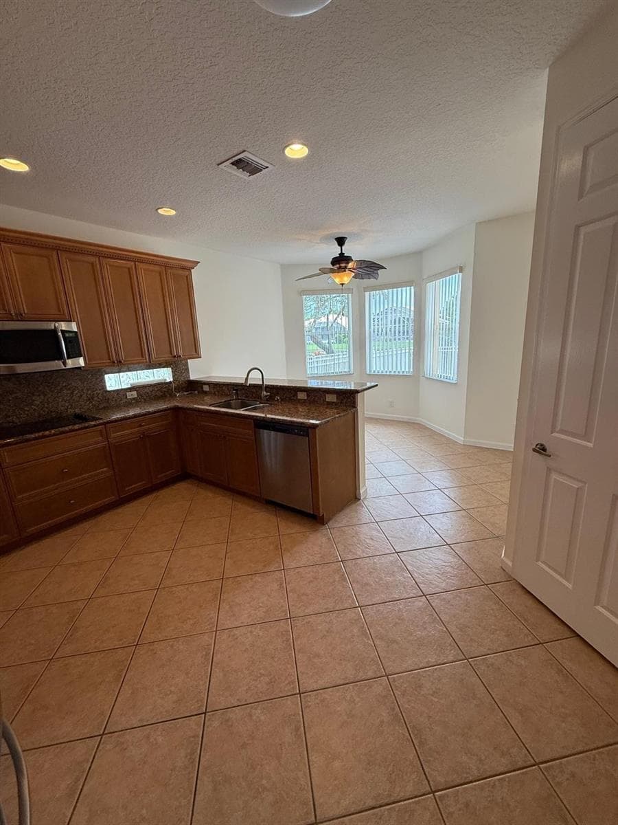 12039 Oakvista Drive, Boynton Beach, FL 33437 photo 4