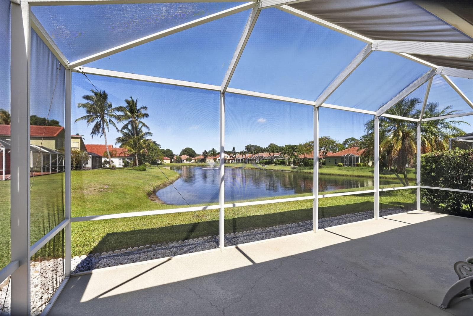2097 Bonisle Circle, Riviera Beach, FL 33418 photo 3
