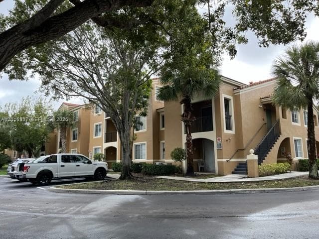 8000 N Nob Hill Rd # 206, Tamarac, FL 33321 photo 2