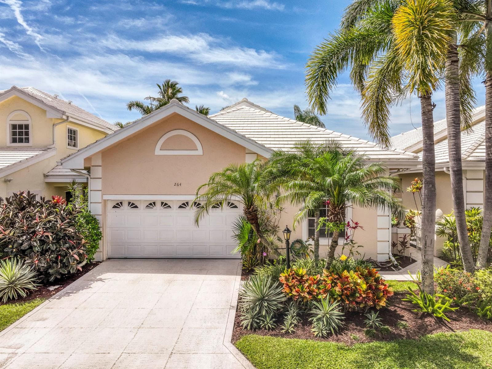 264 Canterbury Drive, Palm Beach Gardens, FL 33418 photo 3