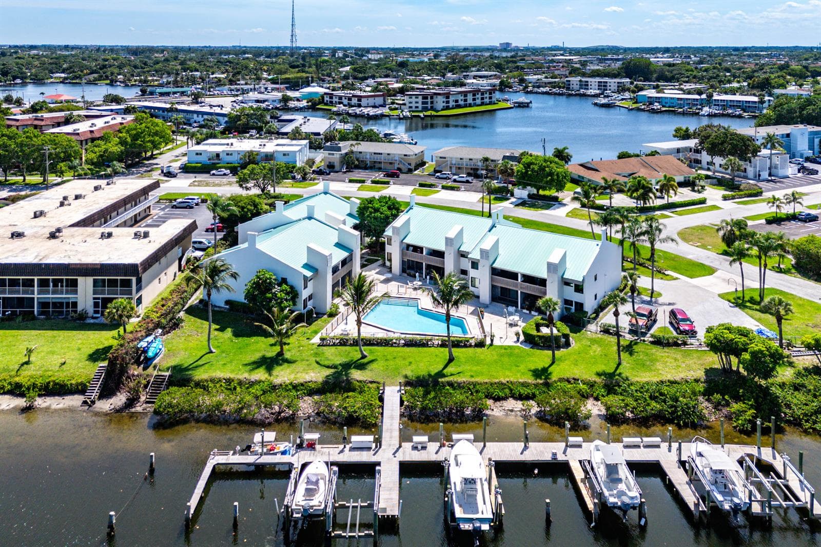 412 Southwind Drive # B2, North Palm Beach, FL 33408 photo 4