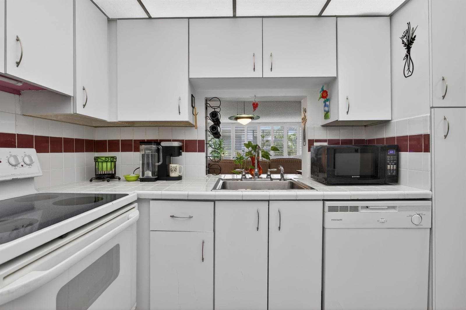 1170 N Federal Highway # 305, Fort Lauderdale, FL 33304 photo 4