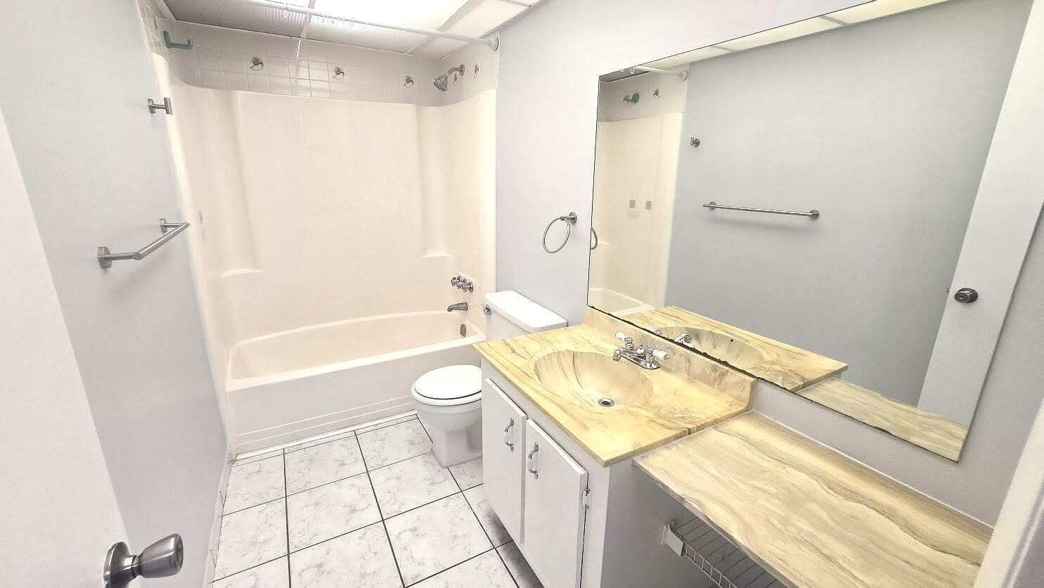 2800 NW 56th Avenue # G406, Lauderhill, FL 33313 photo 5