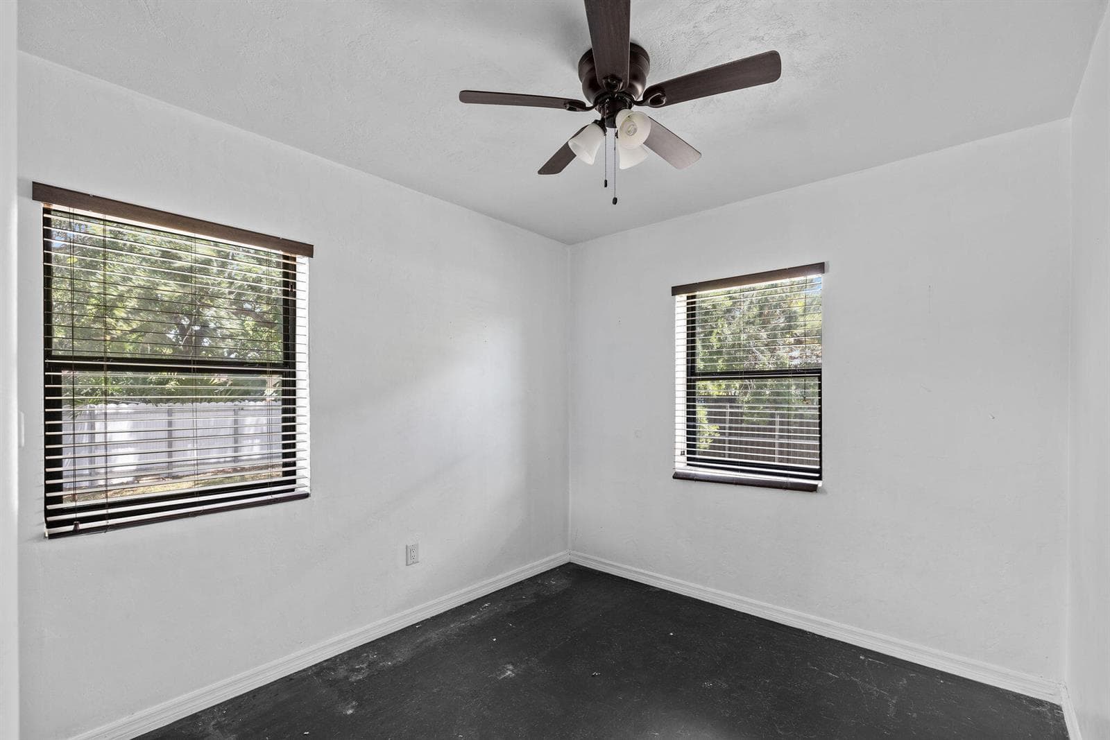 515 NW 88th Street, El Portal, FL 33150 photo 3