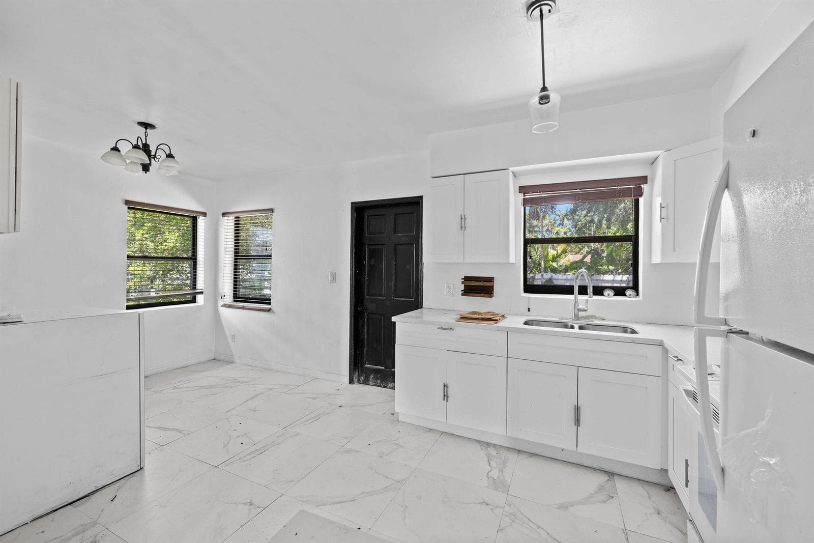 515 NW 88th Street, El Portal, FL 33150 photo 4