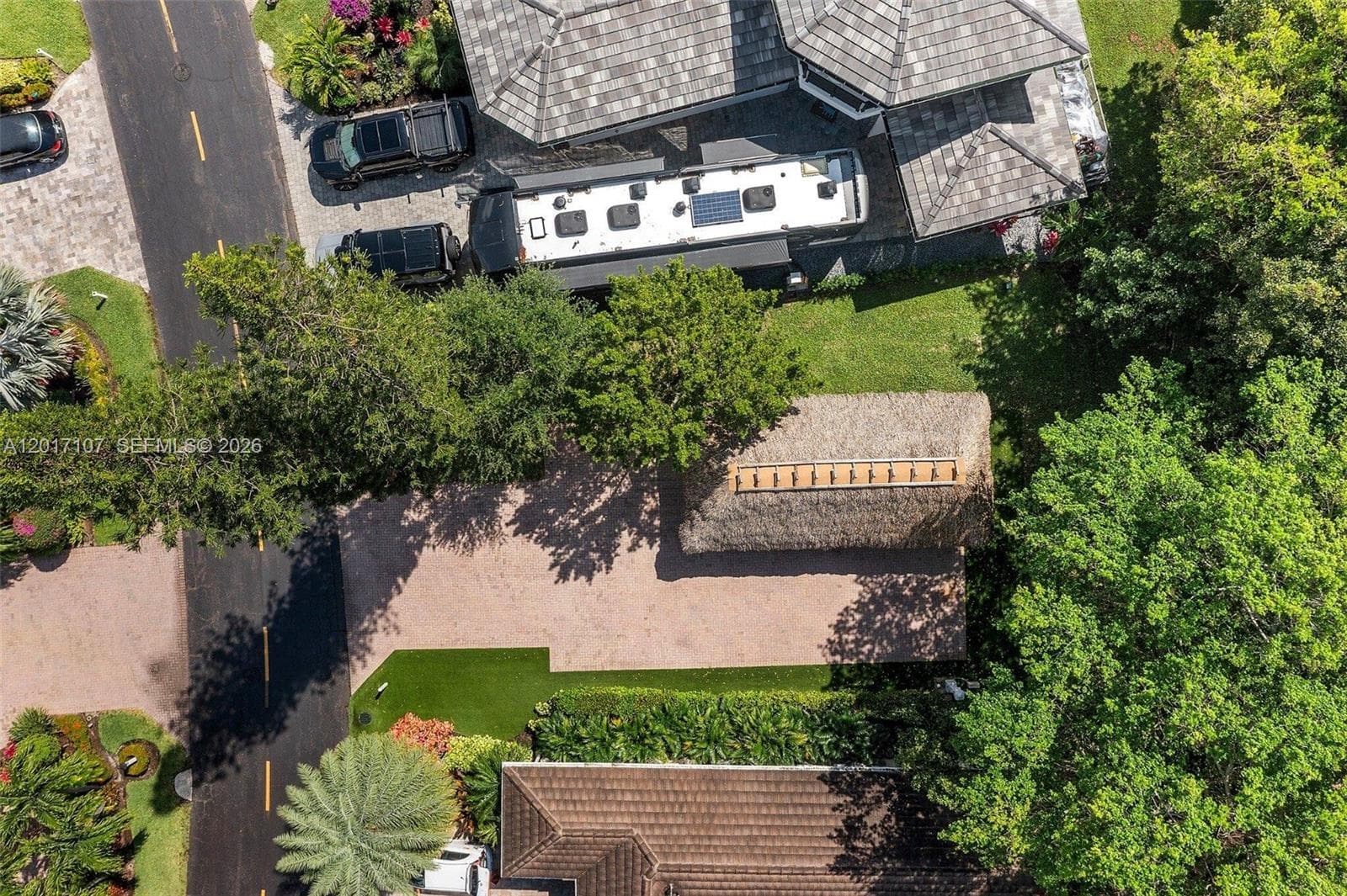 22 S Cortez Dr, Margate, FL 33068 photo 5