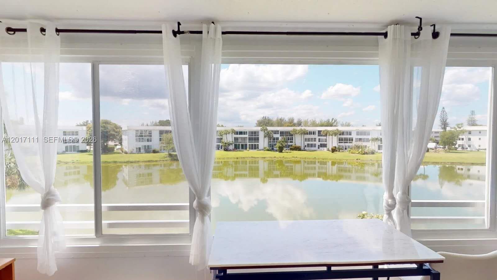 325 Wellington G # G, West Palm Beach, FL 33417 photo 2