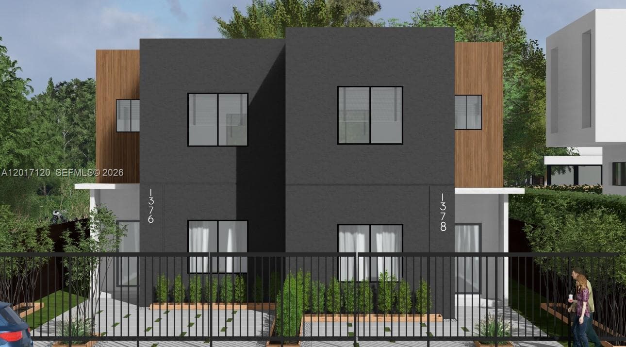 1376 NW 32nd St, Miami, FL 33142 photo 2