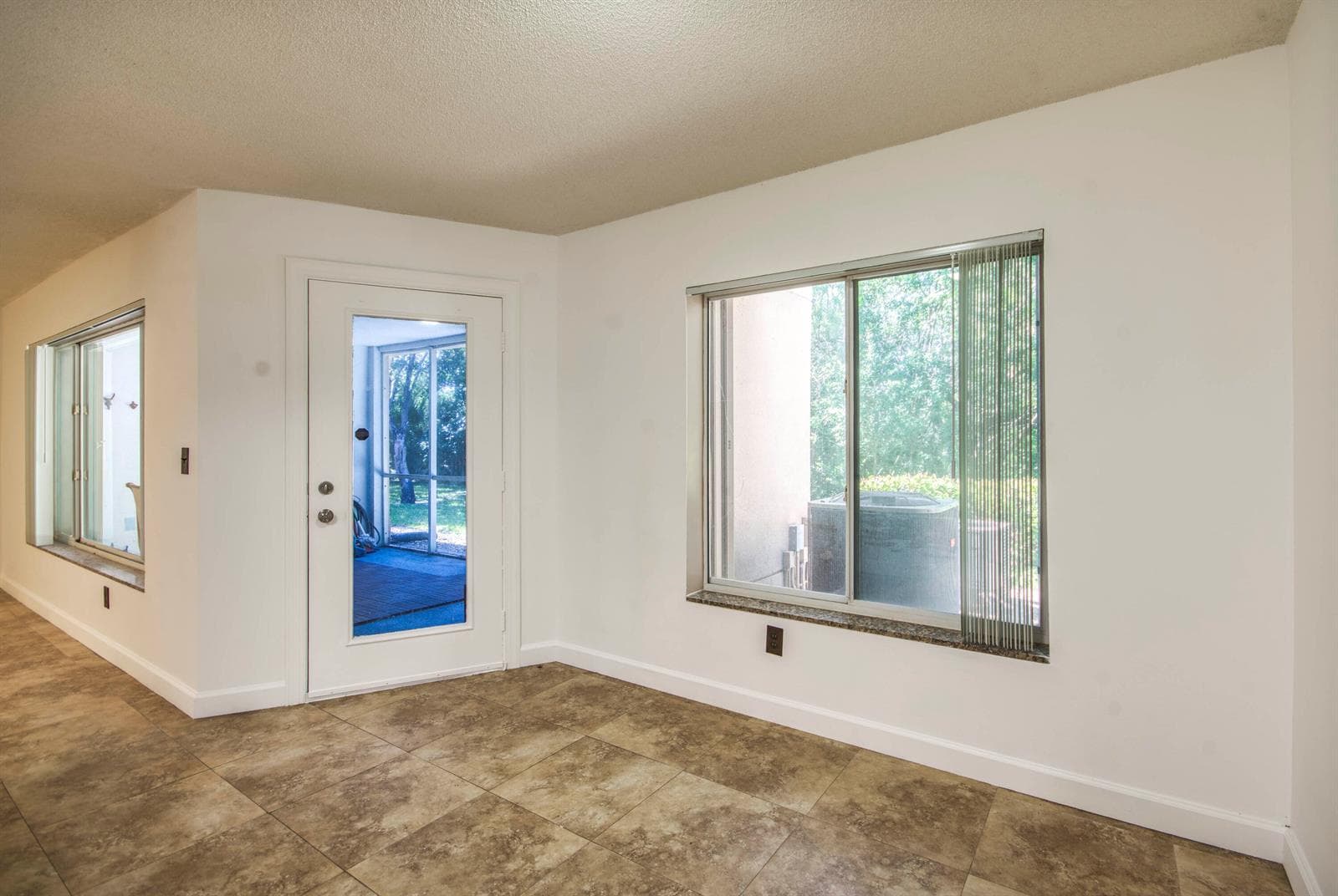 815 W Boynton Beach Boulevard # 11-103, Boynton Beach, FL 33426 photo 2