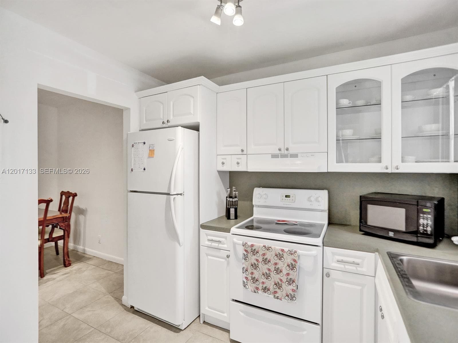 2040 NW 81st Ave # 117, Pembroke Pines, FL 33024 photo 2