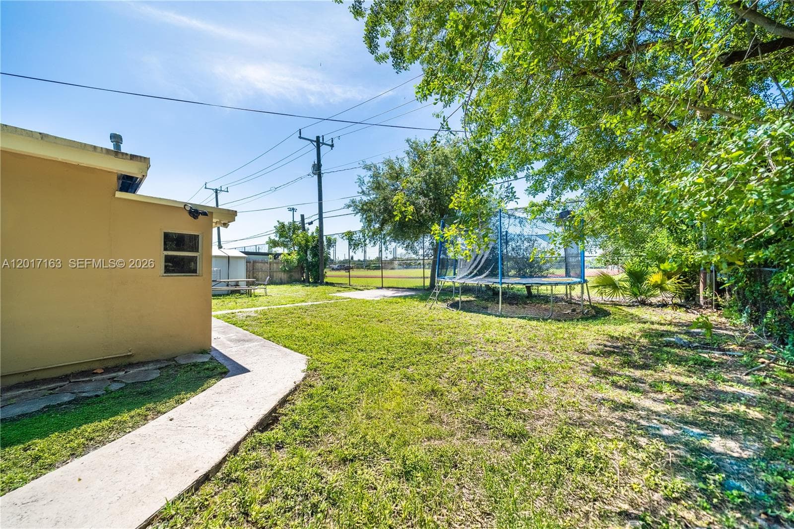 6472 Pierce St, Hollywood, FL 33024 photo 3