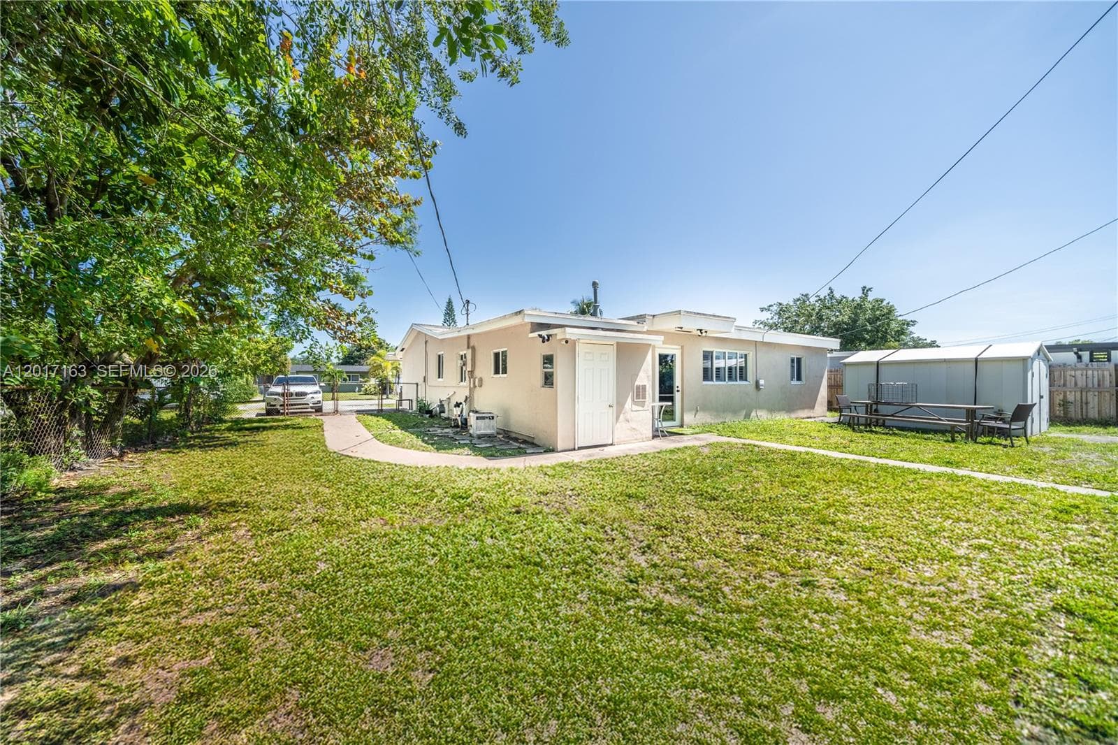 6472 Pierce St, Hollywood, FL 33024 photo 4