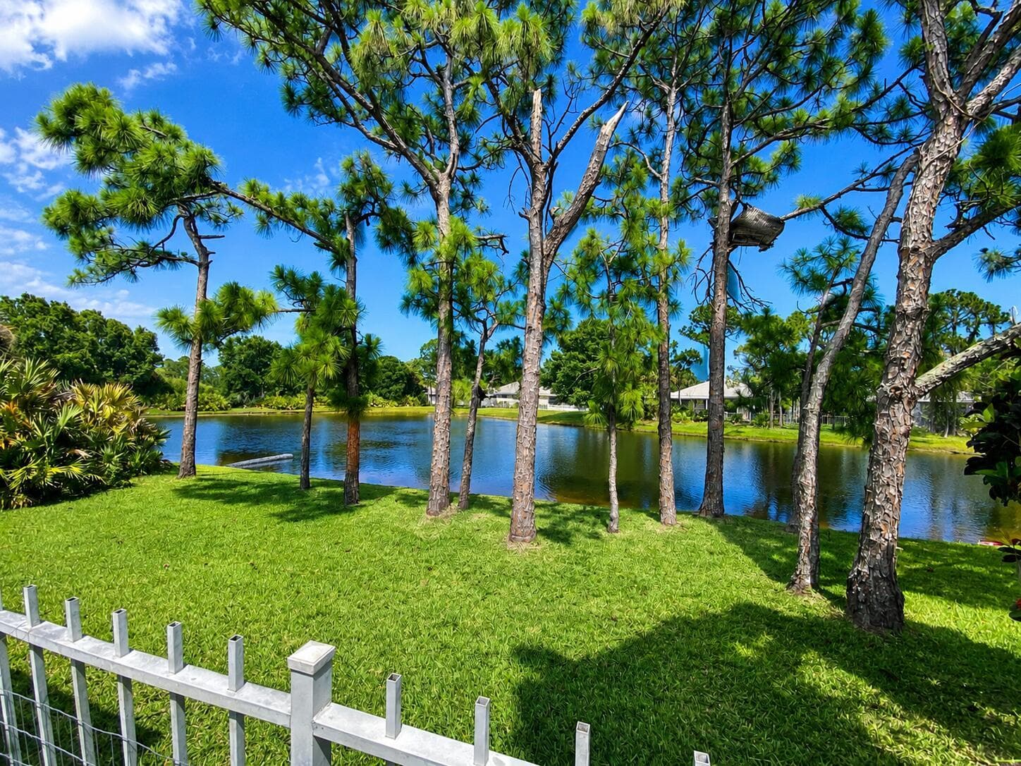 7529 SE Bay Cedar Circle, Hobe Sound, FL 33455 photo 2