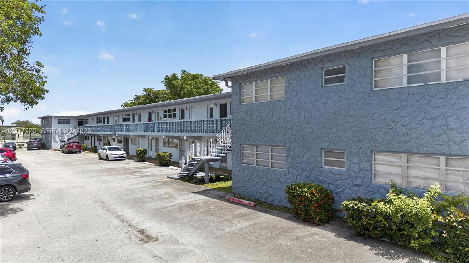 300 NE 191st St # 219, Miami, FL 33179 photo 3