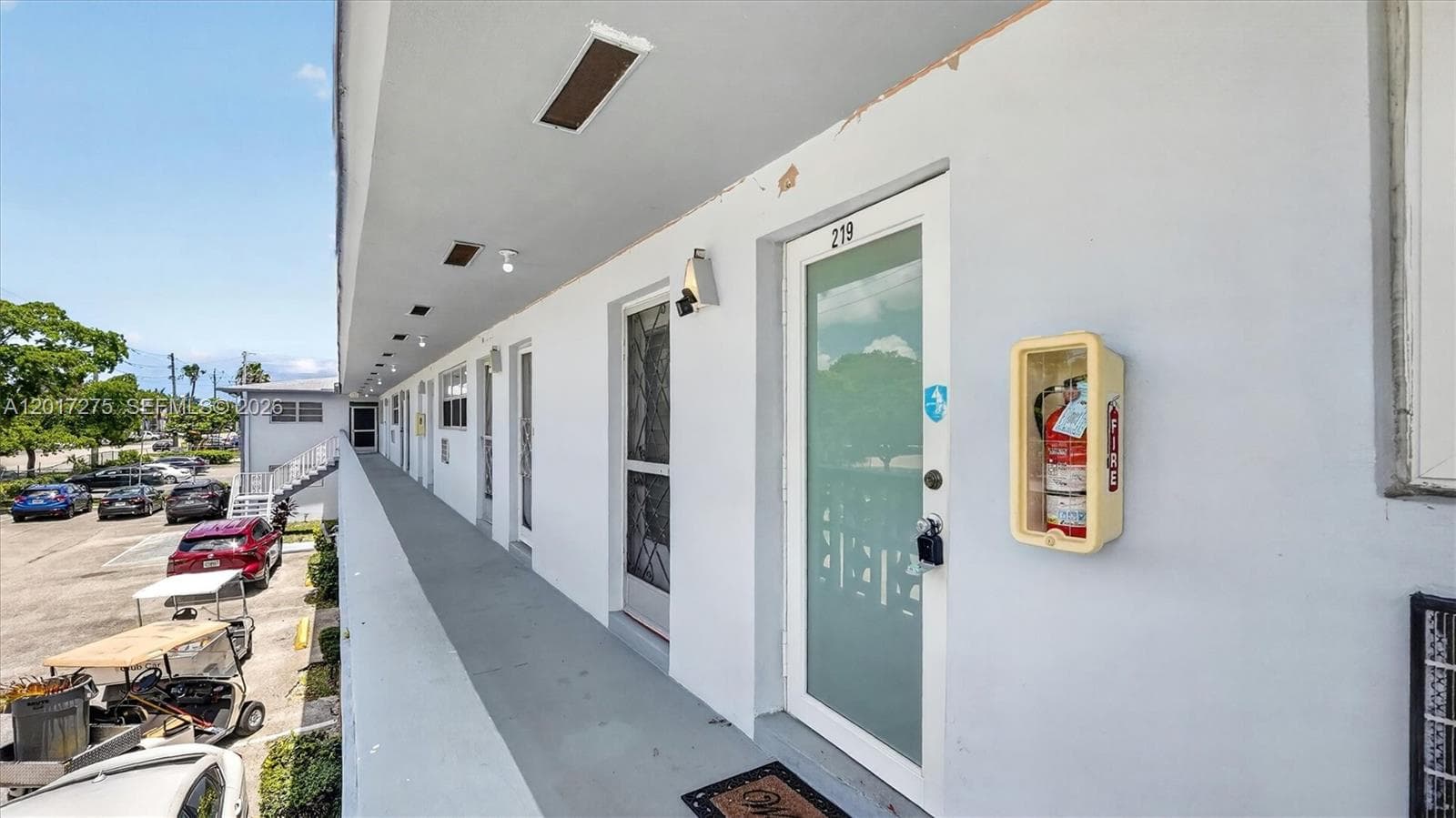 300 NE 191st St # 219, Miami, FL 33179 photo 5